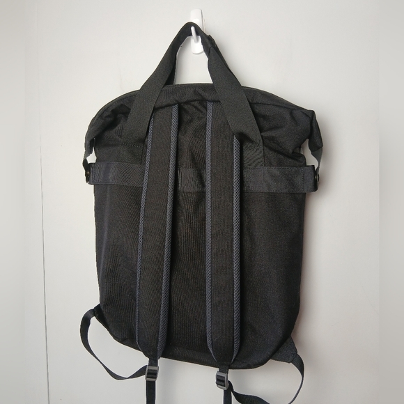 L.L BEAN Mountain 100% Nylon Black Unisexe Backpack Zipper Closure - Picture 7 of 11